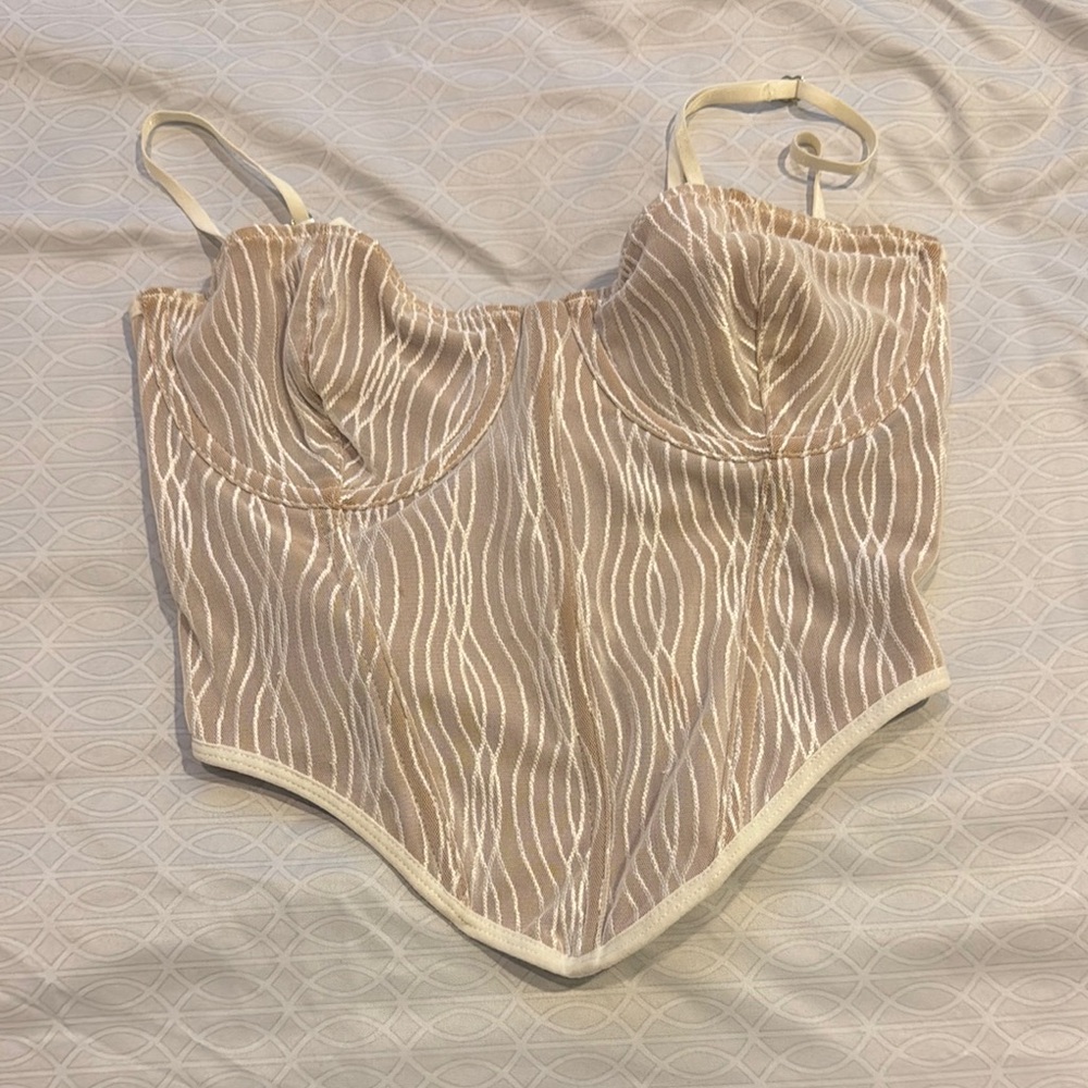 White Fox Boutique Cream and White Corset Top